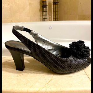 Naturalizer Women Shoes